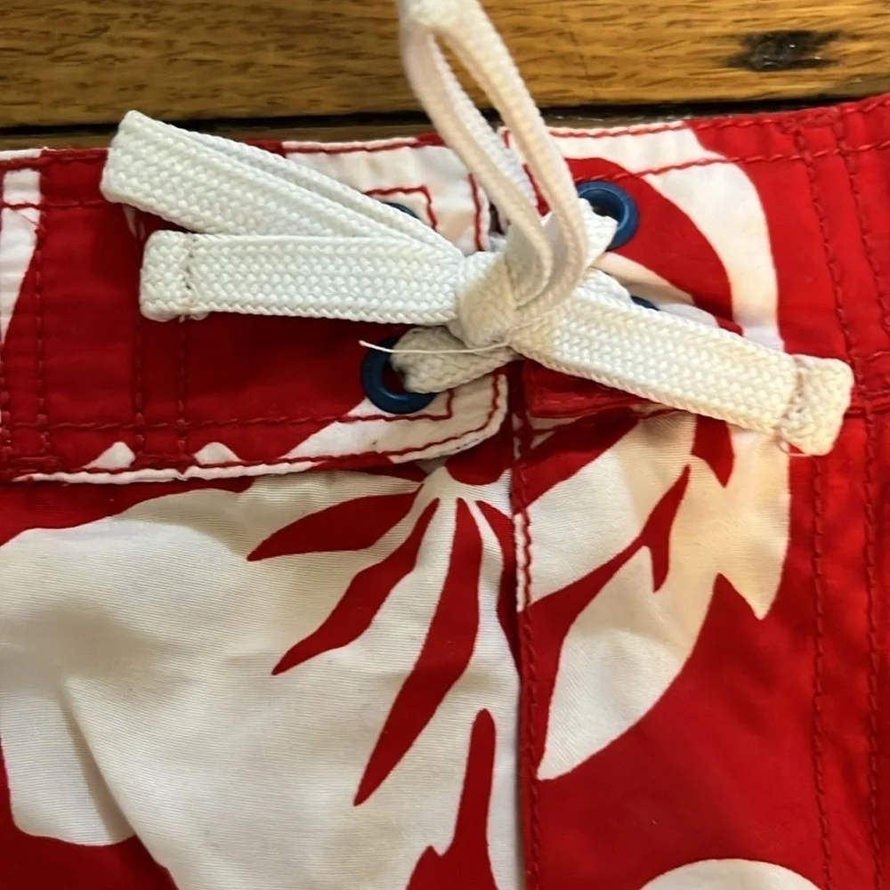 Tropical swim trunks